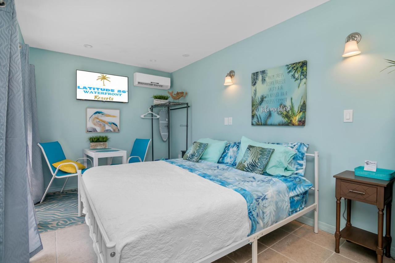 Latitude 26 Waterfront Boutique Resort - Бонита-Спрингс Экстерьер фото